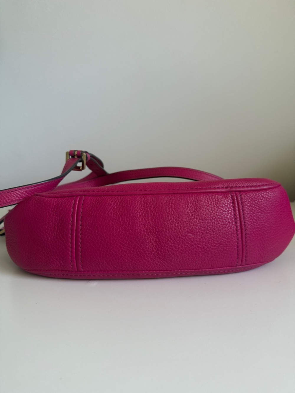 Michael Kors Fuchsia Pebbled Leather Crossbody with Tassel - Picture 6 of 6